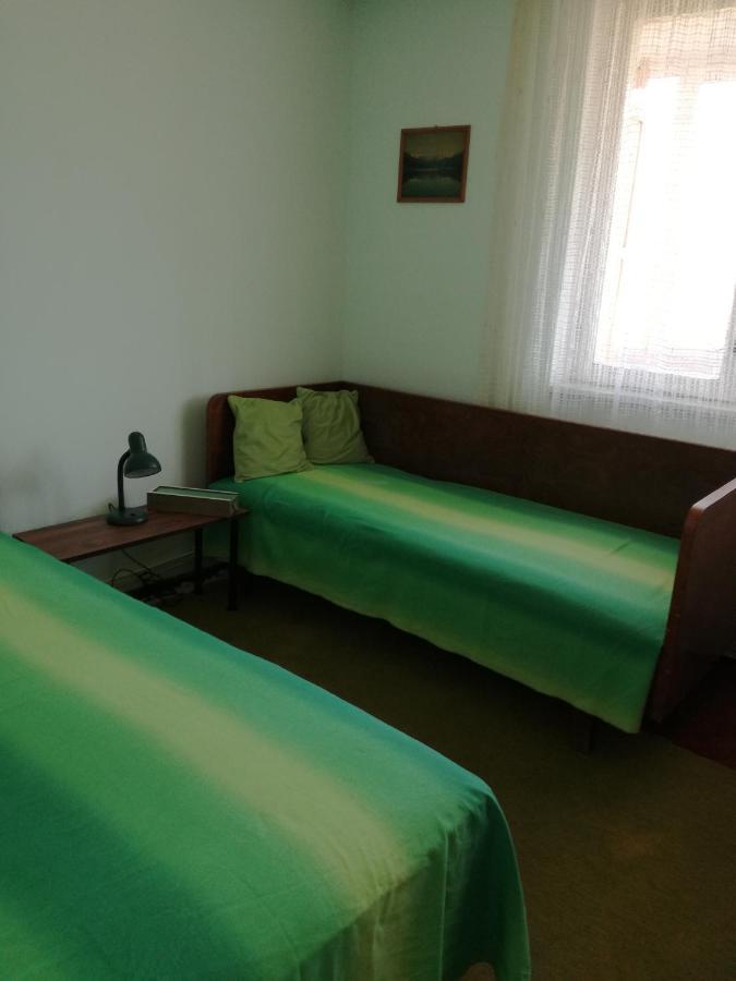 Sara Apartman Târgu-Mureş Exteriör bild
