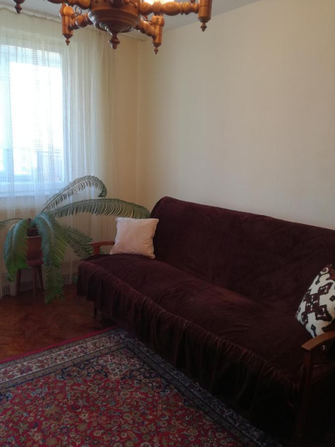Sara Apartman Târgu-Mureş Exteriör bild