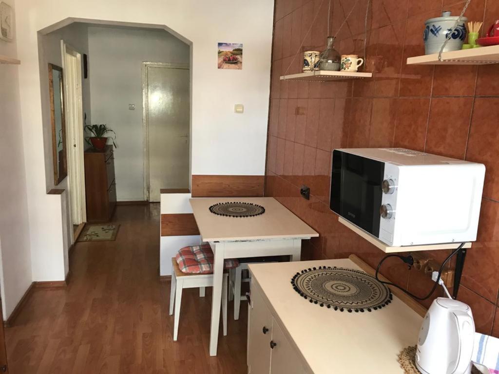 Sara Apartman Târgu-Mureş Exteriör bild